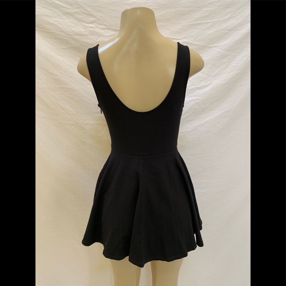 Lulu’s Size M I Feel Good Black Color Skort Dress - Picture 9 of 12
